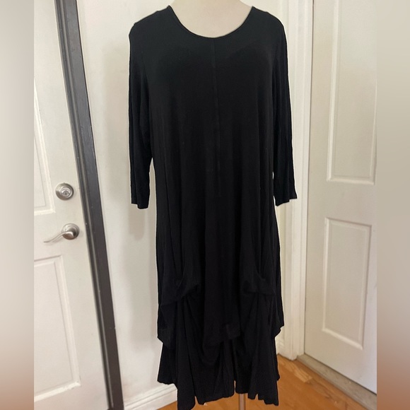 Plus Size Asymmetric Rushed Hem Midi Dress Black - Picture 5 of 10